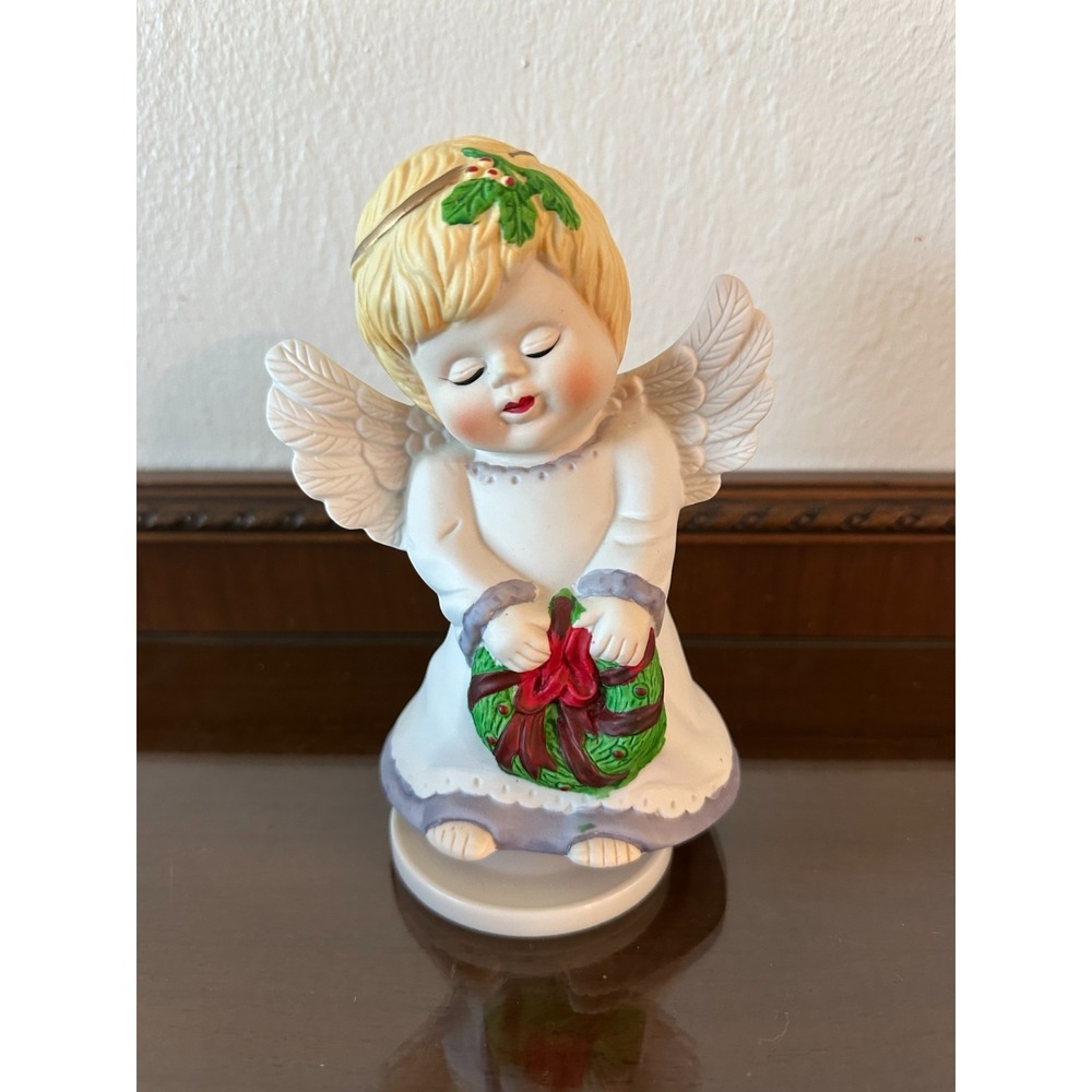 Vintage Porcelain‎ Musical Wind Up 8" Angel Holding Wreath Original Works